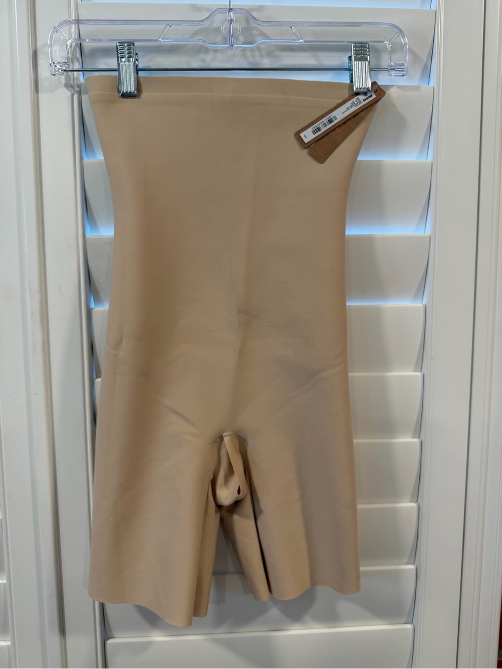 SKIMS Nude Seamless Shapewear Shorts